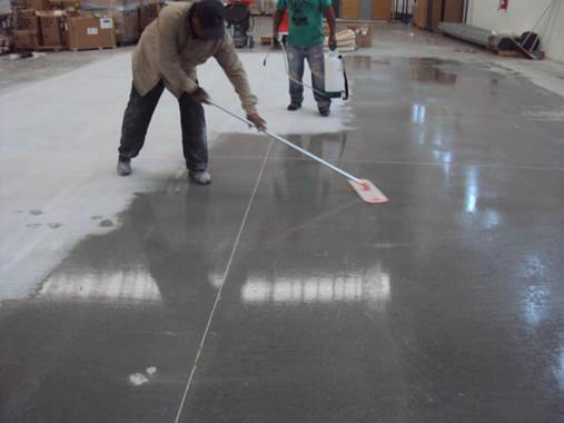 Mantenimiento para pisos de concreto pulido