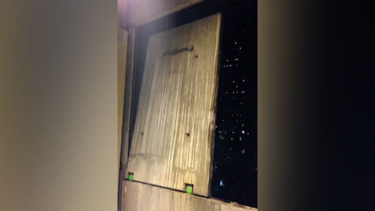Una iglesia se remodela usando discos diamantados