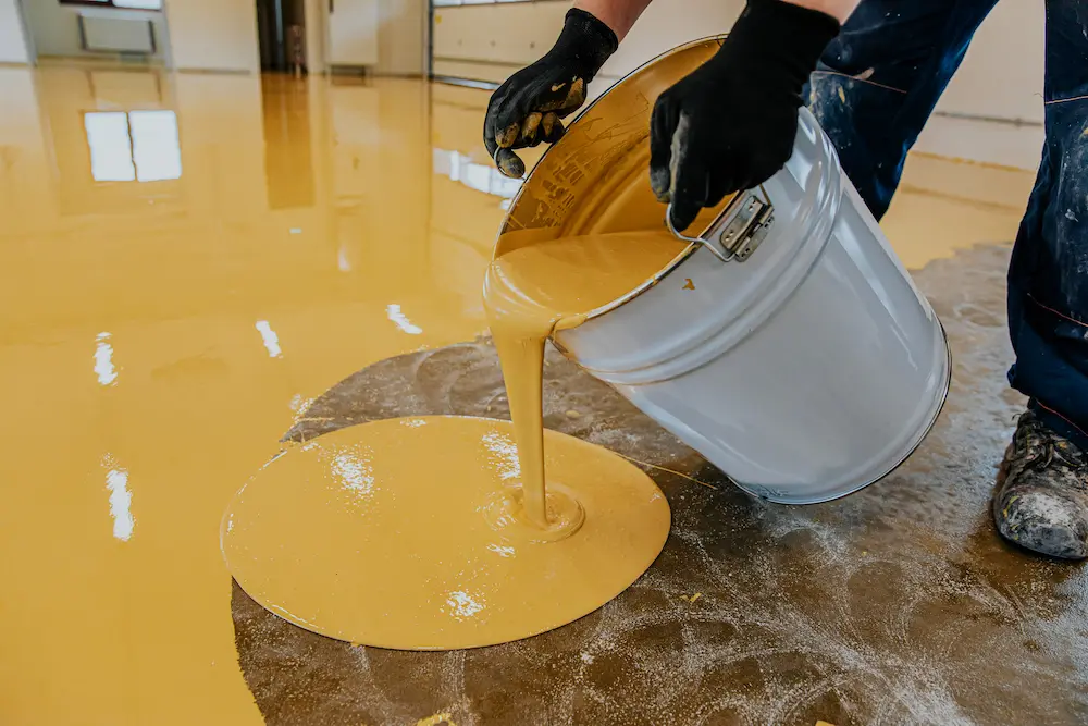 Instalación de piso epóxico 
